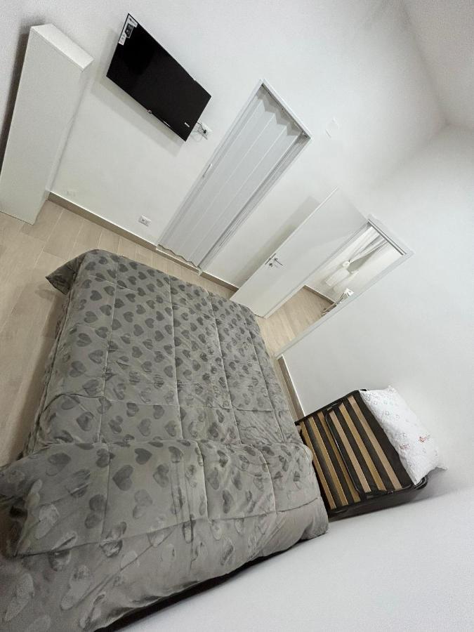 Апартаменты House Vicolo Longo 35 Неаполь Экстерьер фото