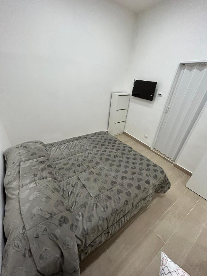 Апартаменты House Vicolo Longo 35 Неаполь Экстерьер фото